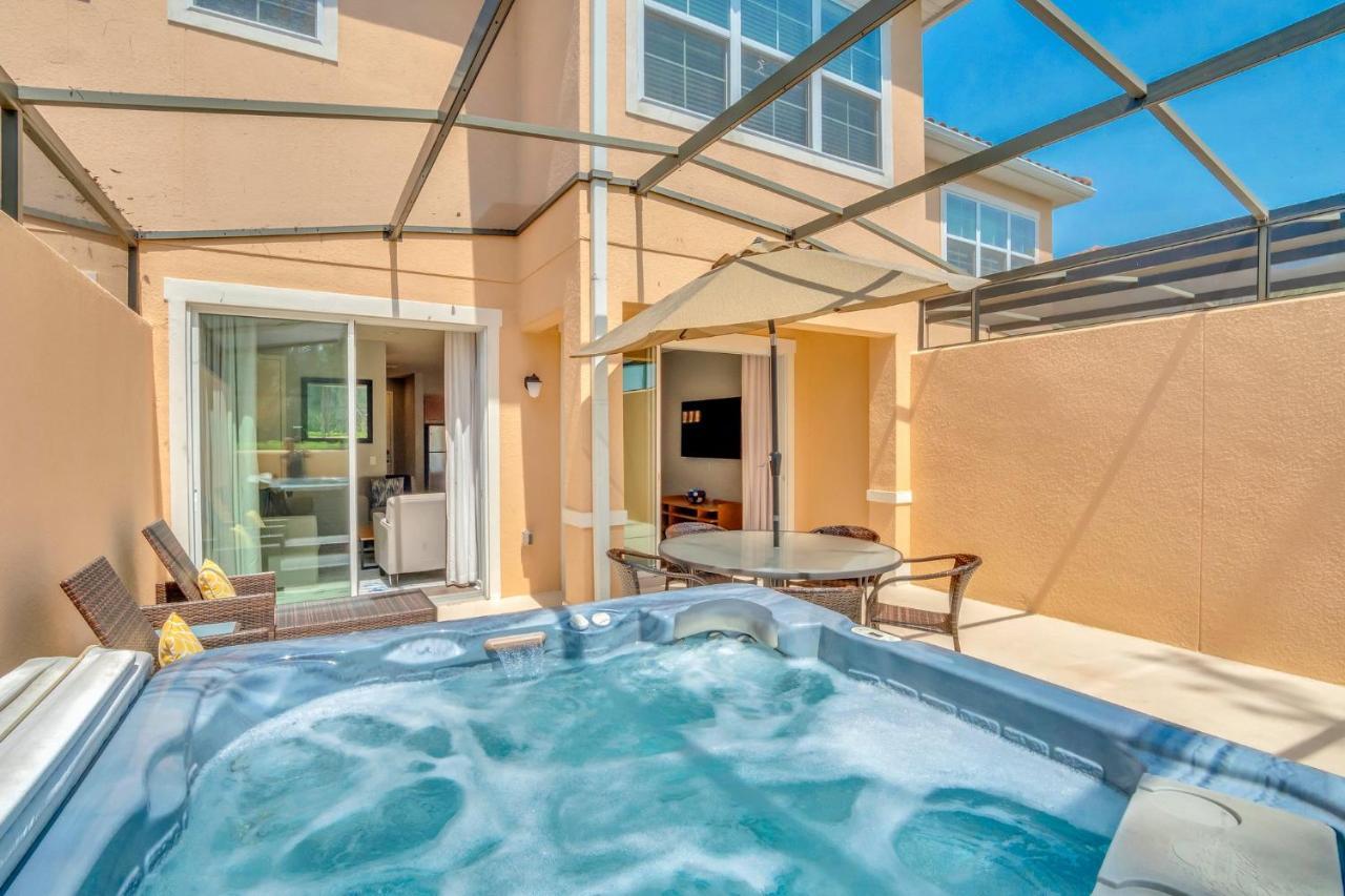 Upscale 2Br Lakefront Townhome - Private Hot Tub! Orlando Eksteriør bilde
