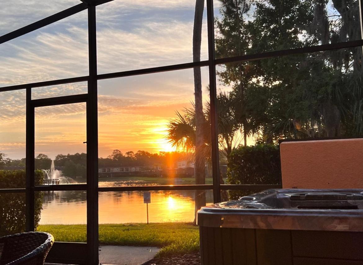 Upscale 2Br Lakefront Townhome - Private Hot Tub! Orlando Eksteriør bilde